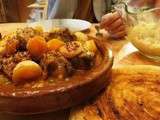 Tajine de queue de veau aux abricots farcis de pâte d'amande