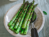 Asperges vertes rôties au four