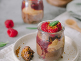 Verrine de mousse au chocolat et framboise