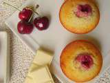 Financiers au chocolat blanc et cerises