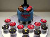 Gateau cars avec ses figurines martin et flash mcqueen