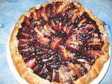 Tarte aux amandes , nectarines et myrtilles