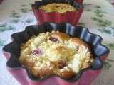 Gâteau-crumble aux pêches et aux framboises