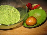 Faire son guacamole, l’incontournable pour cet été