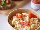 Oeufs brouillés aux tomates confites et parmesan