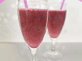 Smoothie framboises, myrtilles & lait d'amande