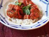 Boulettes de poisson, sauce tomate épicée aux herbes