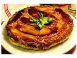 Tarte Tatin d’aubergines au pesto et pignons de pin