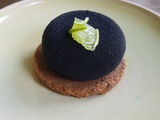 Entremet individuel sésame noir & citron vert