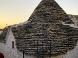 Alberobello, Locorotondo, Ostuni… Balade dans la Vallée d’Itria des merveilleuses Pouilles & Tarte Rustique Pêches, Abricots, Thym Citron pour Croquer l’Été