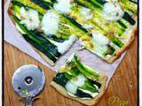 Vespamania à St Tropez & Appel à la Dolce Vità avec une Pizza d ' été Courgettes Ricotta Mascarpone Pignons