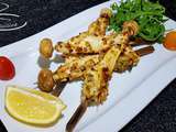 Brochettes de poulet mariné aux pistaches et noix de cajou croustillantes