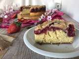 Crumbcake rose, fraise/framboise, coco