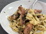 Tagliatelles & poulpe grillé à la persillade