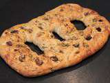 Fougasse au roquefort et aux noix