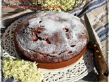 Gateau aux fraises et aux fleurs de sureau