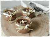 Petits pots de crème chocolat, noisettes