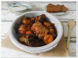 Tajine de poulet (à ma façon) au miel, pain d'épice, abricots secs