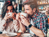 Que peut-on offrir comme tasse originale à un couple