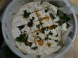 Camembert au miel et herbes de provence rôti au four