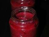 Compote banane fruits rouges