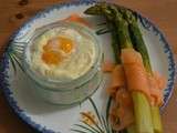 Oeufs cocottes saumon et asperges vertes