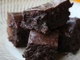 Brownies au tahini et à la mélasse de Caroube