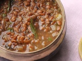 Dal de kulthi (lentilles 'pois de cheval' du sud de l'Inde)