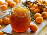 Gelée de bibasse ou nèfles façon réunionnaise