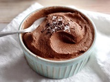 Mousse au chocolat onctueuse à l’ancienne