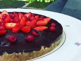 Tarte crue chocolat & fruits rouges