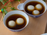 Tang yuan au sésame noir