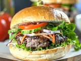 Banh mi-burger : la fusion vietnamienne qui transforme le burger classique en expérience gustative unique