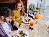 Différentes formes de restaurants milieu de gamme à Paris