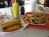 Man vs Food : le Corn Dog traditionnel