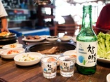 Soju : l’alcool coréen qui séduit le monde entier