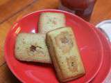 Financiers au thé vert matcha et confiture de fraises :