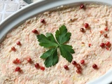 Mousse de saumon, un délice léger qui fera belle impression sur votre table de fête ou non