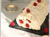 Roulé meringue, chantilly et framboises