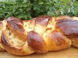 Brioche tressée au pralin