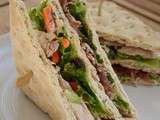 Club sandwich poulet, jambon, crudités au pain polaire