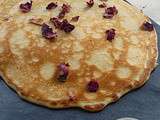 Pancakes à la rose et au sirop d'érable