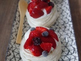 Mini pavlovas aux fruits rouges