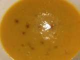 Veloute carottes-navets-lentilles corail