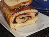 Brioche Roulée à la confiture de fraise, cranberries et pépites de chocolat/ Pate magique en 10min