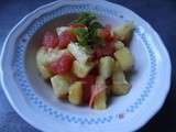 Salade fraîche d'ananas et de pamplemousse