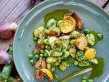 Gnocchi, huile de persil et légumes de printemps