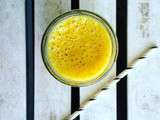 Smoothie detox au curcuma & abricots