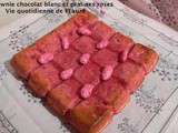 Brownie chocolat blanc et pralines roses