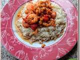 Crevettes pimentées sur un lit de riz parfumé